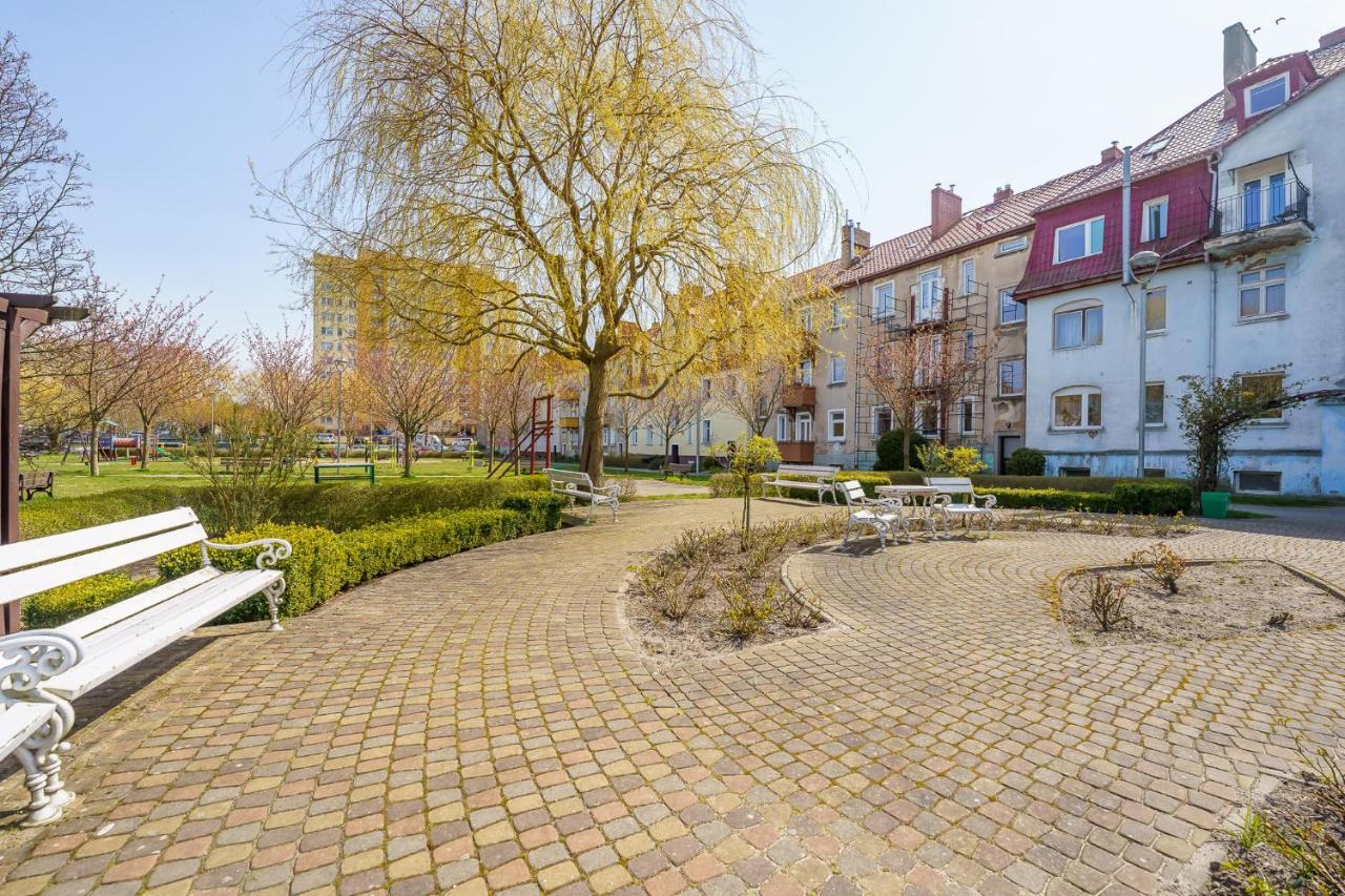 Apartamento Klimatyczny Apartament Przy Bulwarze Optima Kołobrzeg Exterior foto